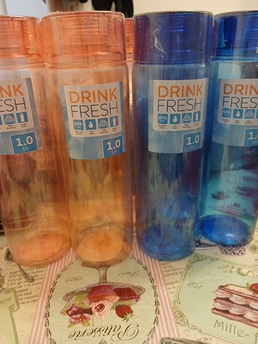 Litre water bottles 4 - 7, 1